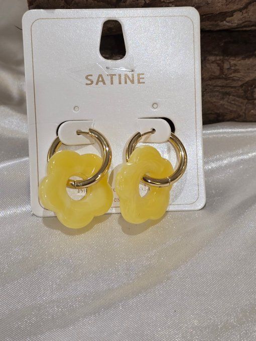 BOUCLES D'OREILLES