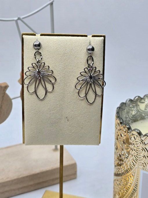 BOUCLES D'OREILLES ETOILE