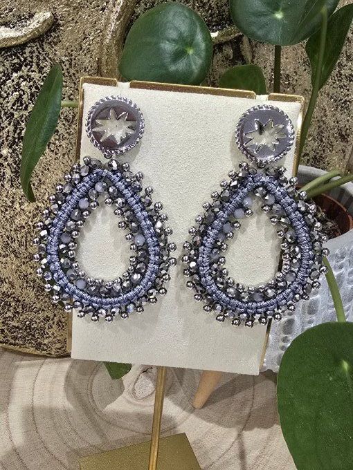 BOUCLES D'OREILLES