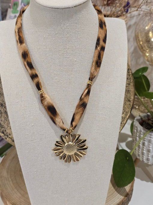 COLLIER LEOPARD